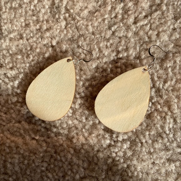 Wood Burned Earrings - Picture 5 of 6